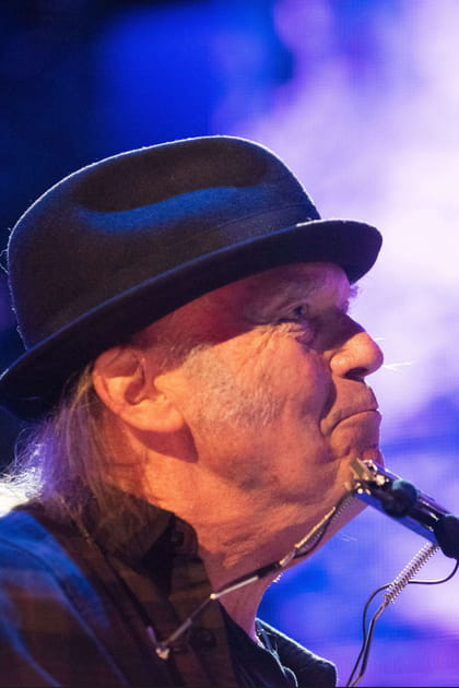 Neil Young boycotte Spotify et l'accuse de d&eacute;sinformation