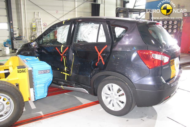 Suzuki SX4 S-Cross (2013)