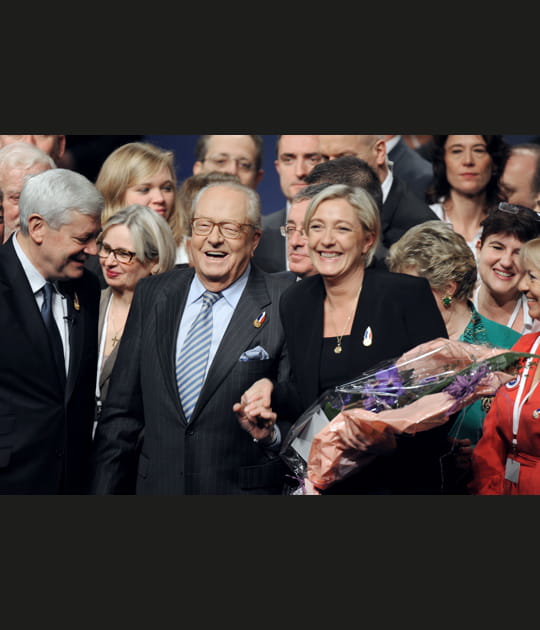 Marine Le Pen succ&egrave;de &agrave; son p&egrave;re