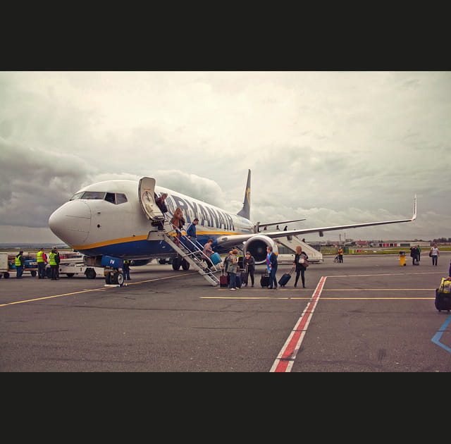 11 : L'a&eacute;roport de Beauvais-Till&eacute; (pour Paris)