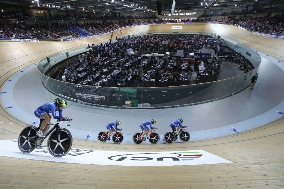 Le v&eacute;lodrome de Saint Quentin, con&ccedil;u pour le cyclisme sur piste