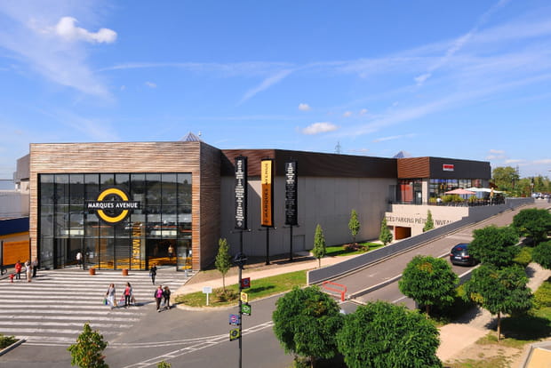 Marques Avenue A6 Corbeil-Essonne, Essonne