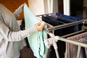 Faire s&eacute;cher le linge &agrave; l'int&eacute;rieur est un calvaire&nbsp;? Avec ces 8&nbsp;astuces pratiques, &ccedil;a ira beaucoup plus vite