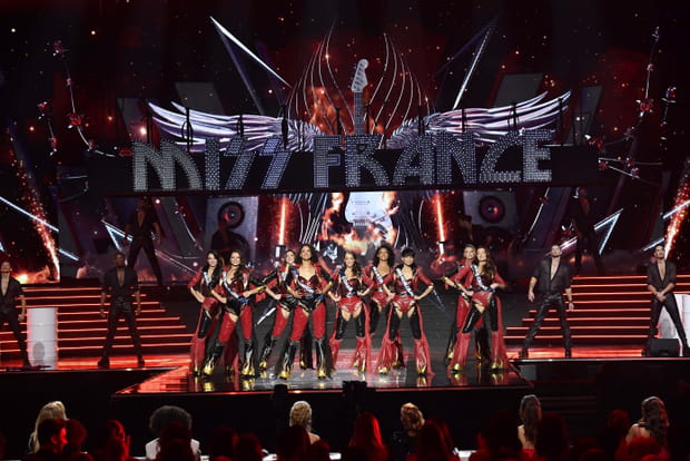 Tableau rock à Miss France