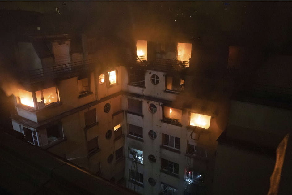 Les images de l'incendie mortel &agrave; Paris