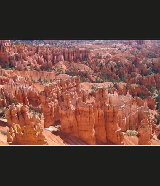 Les &eacute;tranges formations g&eacute;ologiques du parc national de Bryce Canyon