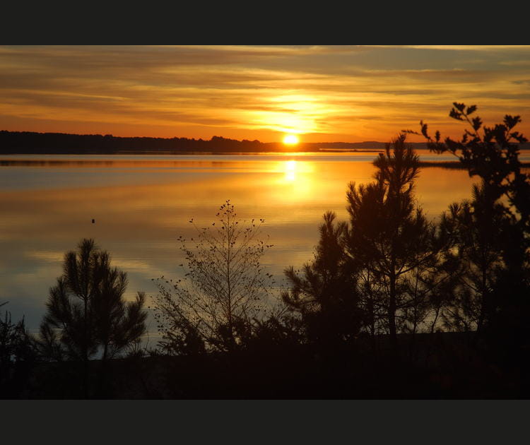Coucher de soleil sur le lac