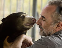 Antoine Duléry et Chanee sur la terre des ours