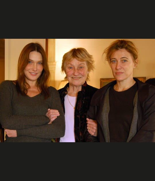 Trois femmes &agrave; l'Elys&eacute;e