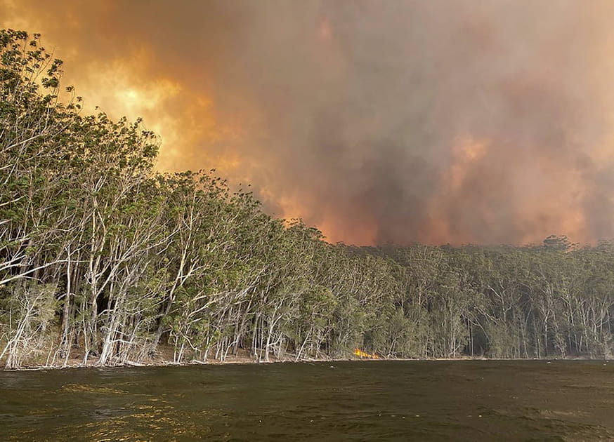 Incendie omnipr&eacute;sent