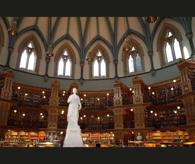 ... et sa biblioth&egrave;que
