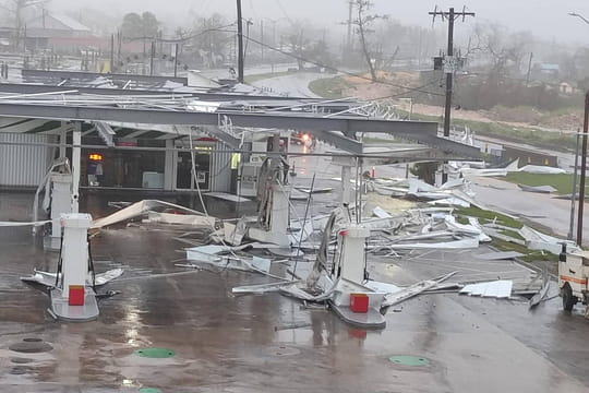 Ouragan Melissa en direct&nbsp;: la Jama&iuml;que d&eacute;vast&eacute;e, Cuba (d&eacute;j&agrave; sous les eaux) se pr&eacute;pare au pire