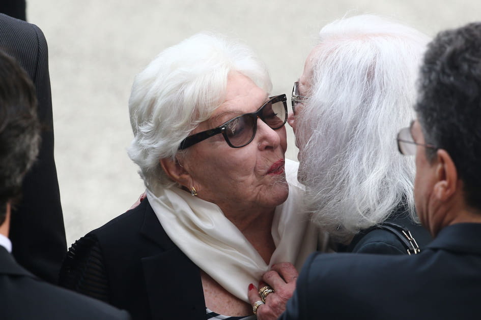 Line Renaud soutient la femme de Pierre Bellemare