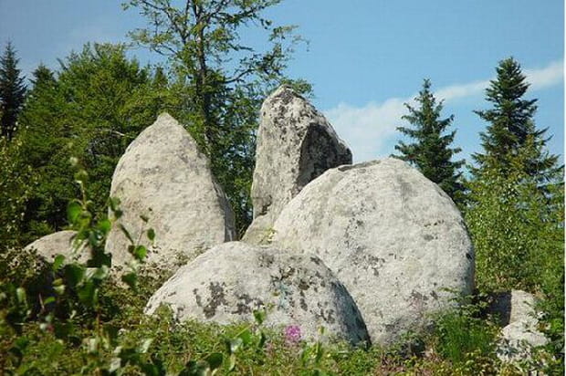 Les Pierres Folles de Fournols