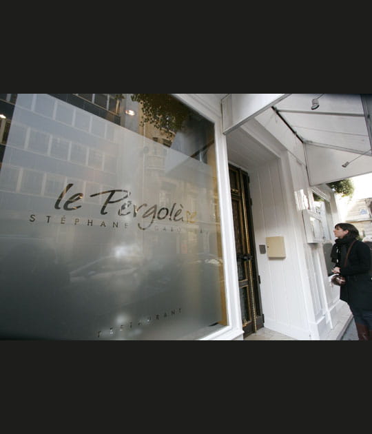 Au d&eacute;tour d'une rue du XVIe