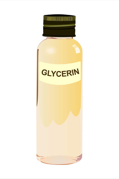 De la glyc&eacute;rine pour laver les carreaux
