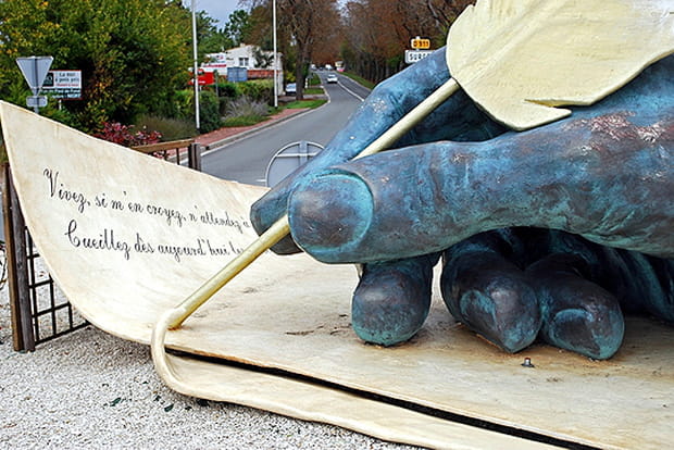 "Mignonne, allons voir si la rose"