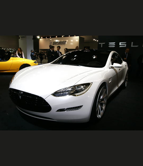 Tesla Model S&nbsp;: l'&eacute;lectrique branch&eacute;e