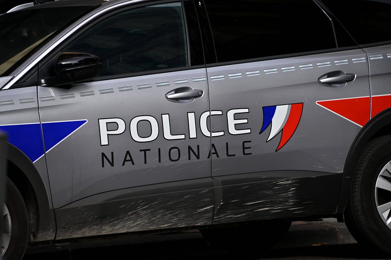 Des proxénètes de mineures arrêtés dans la Drôme : les réactions stupéfiantes des prostituées "amoureuses"