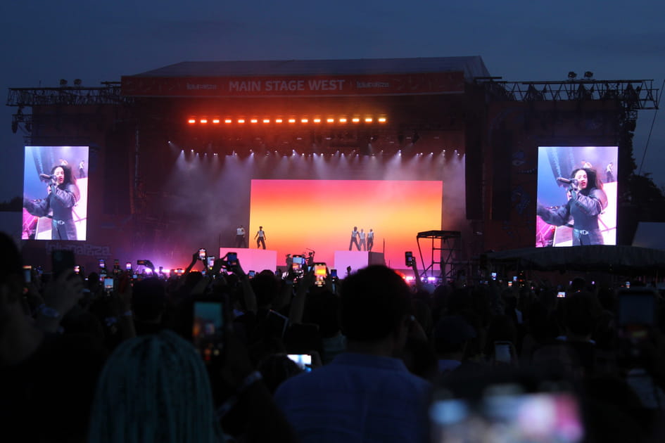 Rosal&iacute;a au Lollapalooza Paris 2023