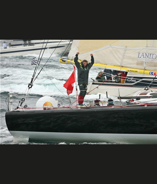 Velux 5&nbsp;Oceans&nbsp;: victoire de Bernard Stamm