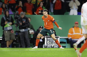 Il c&eacute;l&egrave;bre comme Cristiano Ronaldo et se fait les crois&eacute;s
