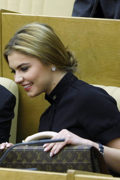La compagne secr&egrave;te de Vladimir Poutine&nbsp;: chanteuse, d&eacute;put&eacute;e...