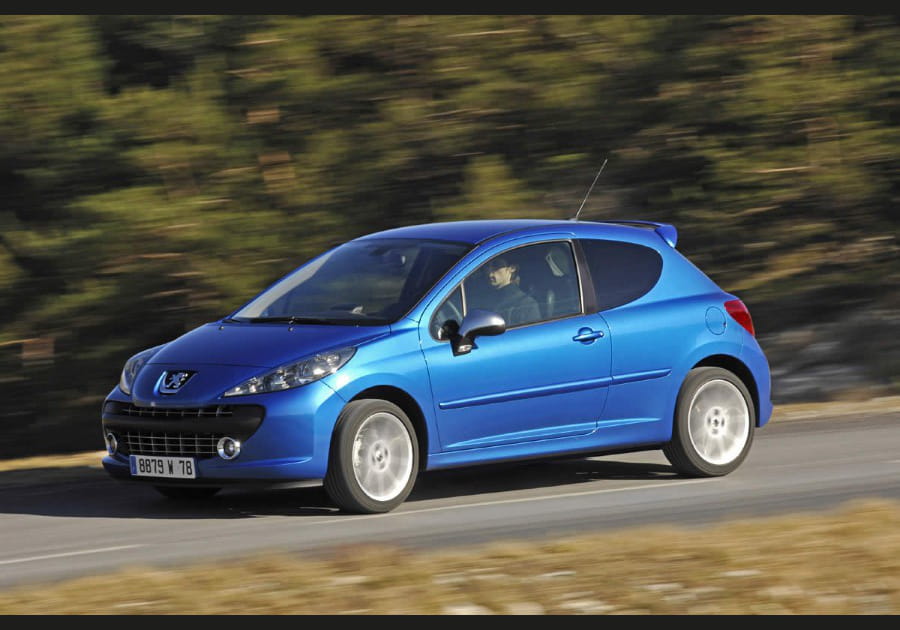 Peugeot 207&nbsp;: citadine et routi&egrave;re