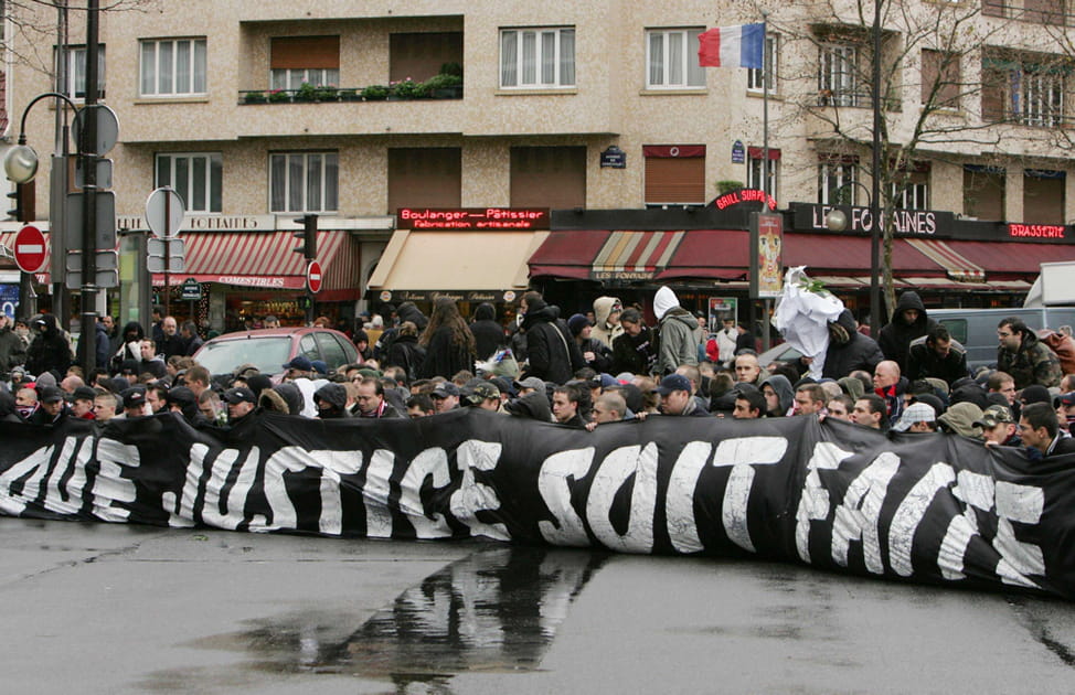 La mort d'un supporter pr&egrave;s du Parc des Princes