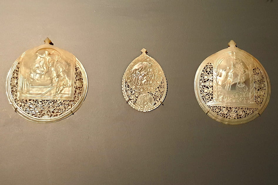 Coquilles de p&egrave;lerin sculpt&eacute;es