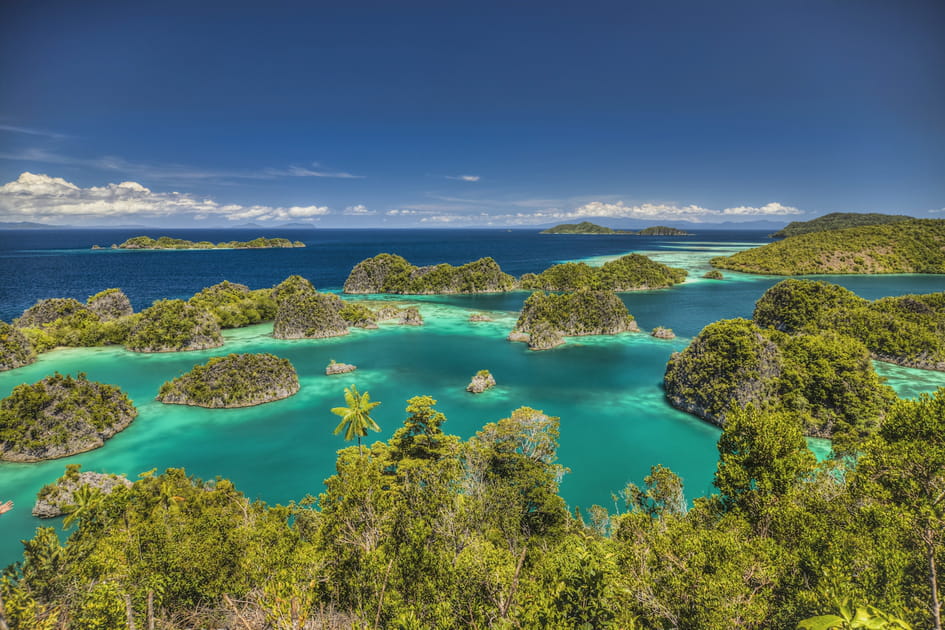 Raja Ampat, chapelet montagneux