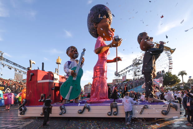 Le char "Boîte à Musique"