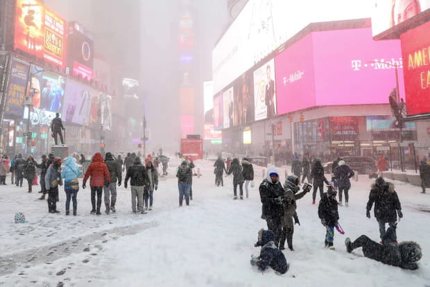 Time Square sous la neige