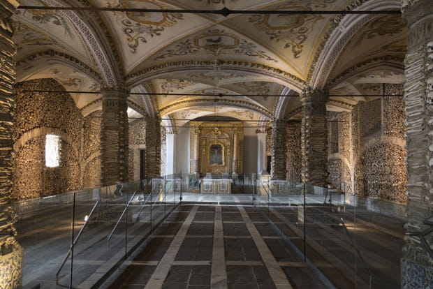 La Chapelle d'ossements à Évora au Portugal
