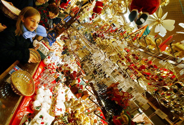 Stand de décorations du marché de Noël de Strasbourg