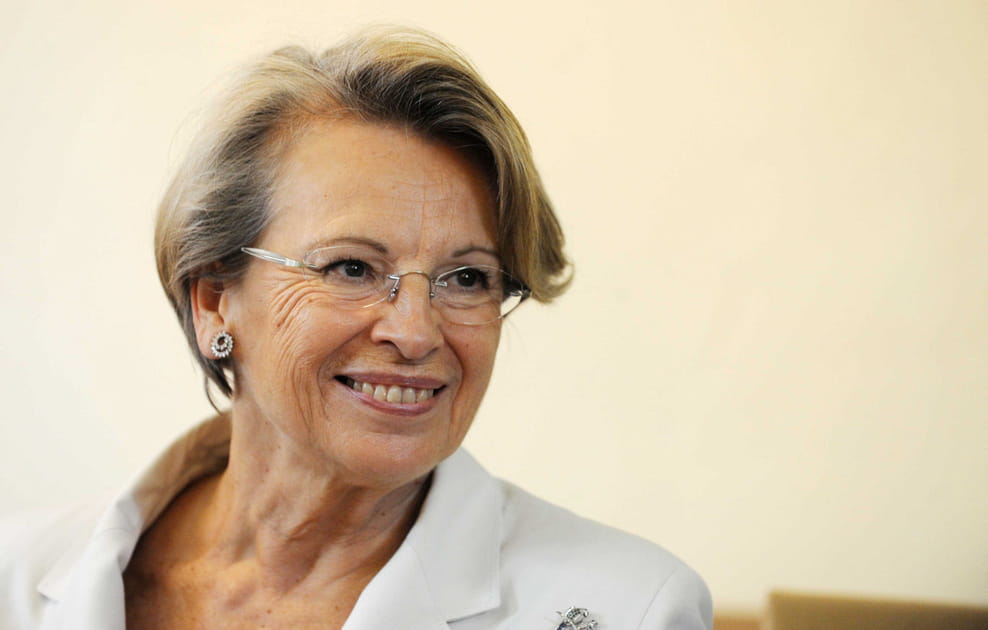 Mich&egrave;le Alliot-Marie (candidate recal&eacute;e)