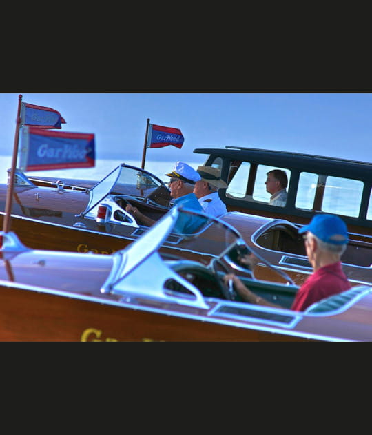 D&eacute;fil&eacute; de yachts vintage sur le Lac Tahoe