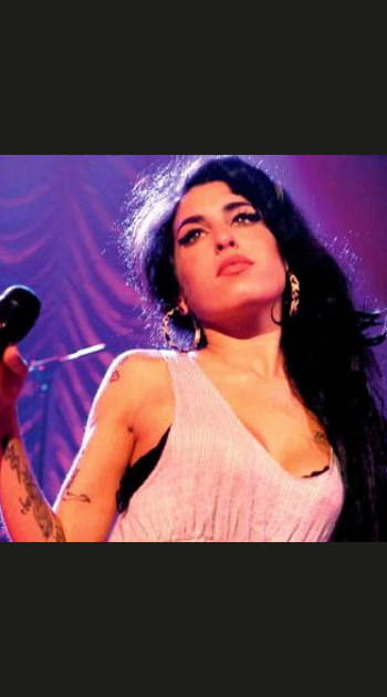 33e&nbsp;: Amy Winehouse, chanteuse