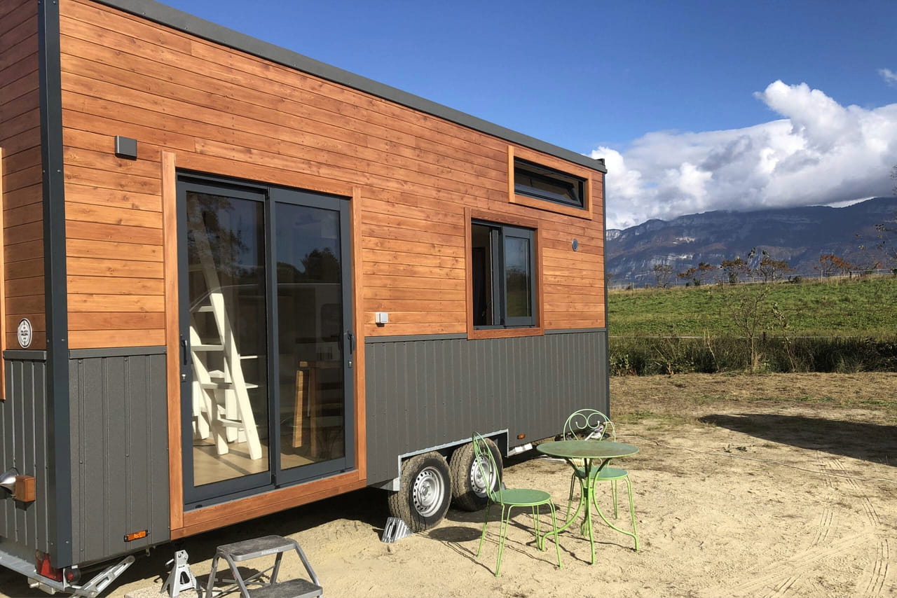Ils habitent dans un container de 23 m² très bien aménagé au coeur de la Savoie et vivent un véritable rêve