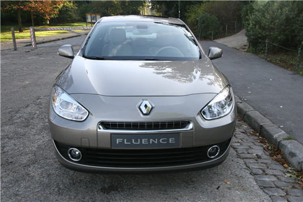 Fluence, la berline à coffre milieu de gamme