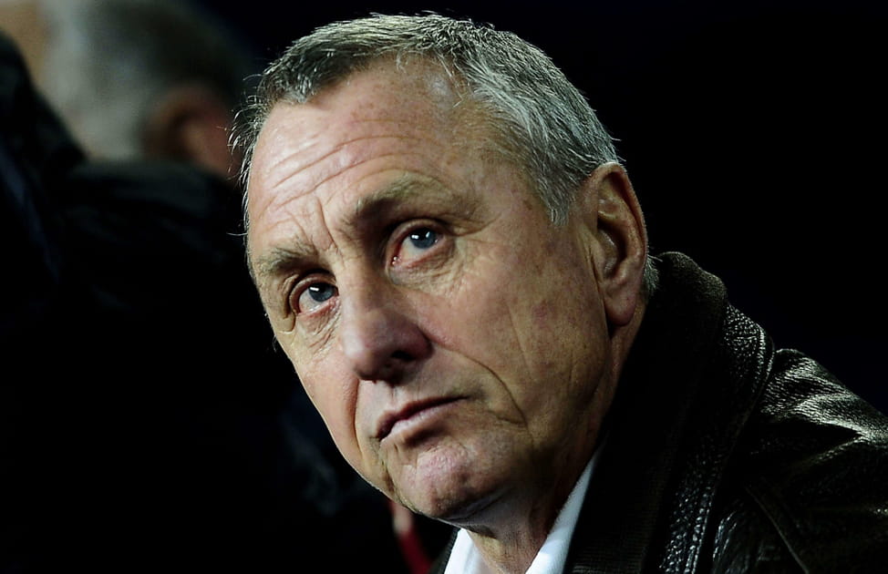 Johan Cruyff a d&ucirc; se r&eacute;soudre &agrave; arr&ecirc;ter de fumer
