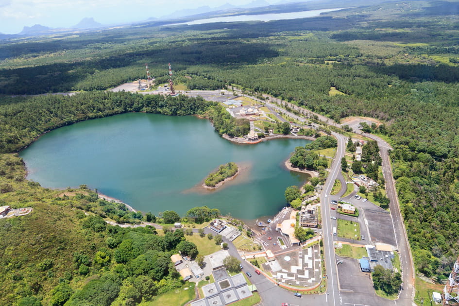 Grand Bassin, un site plusieurs fois sacr&eacute;