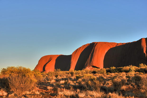 Le rocher sacré d'Ayers Rock en Australie