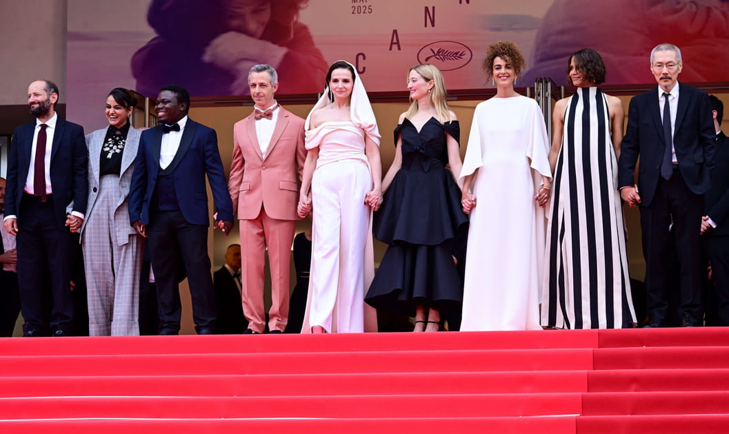 Les membres du jury &agrave; l'ouverture du Festival de Cannes