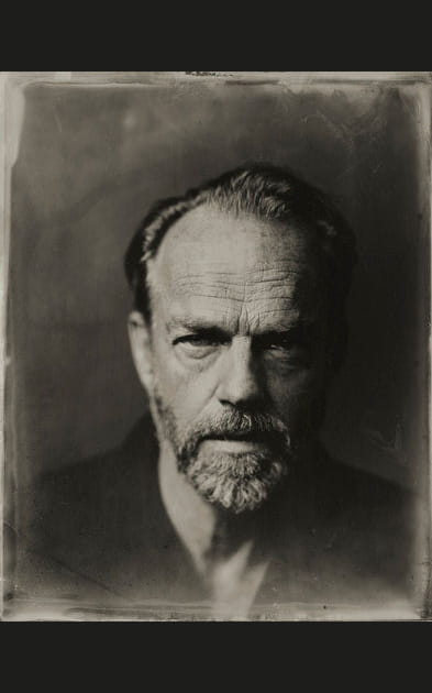 Hugo Weaving, vieilli