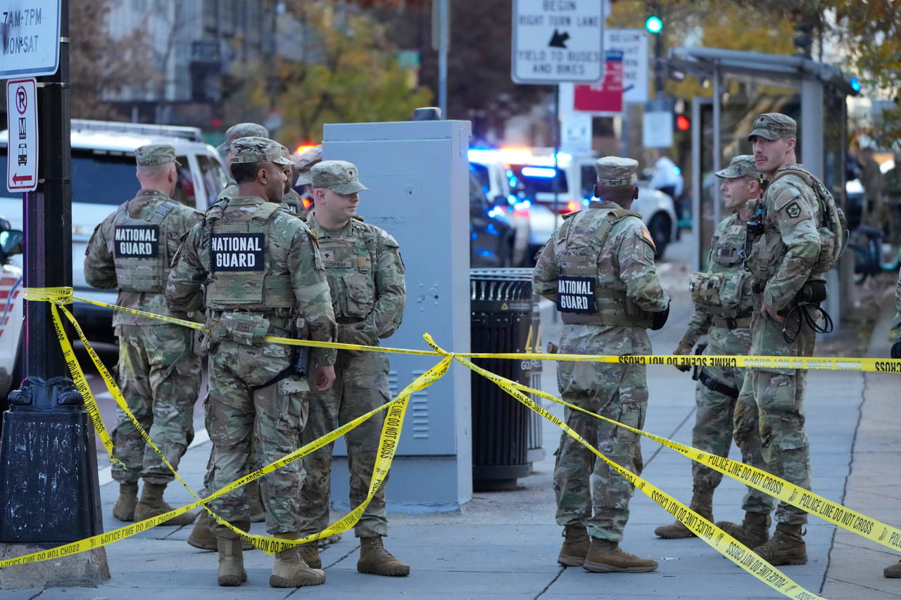 Tirs à Washington : deux militaires dans un état critique, le suspect rapatrié d'Afghanistan en 2021