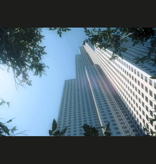 Une tour &quot;pr&eacute;fabriqu&eacute;e&quot;