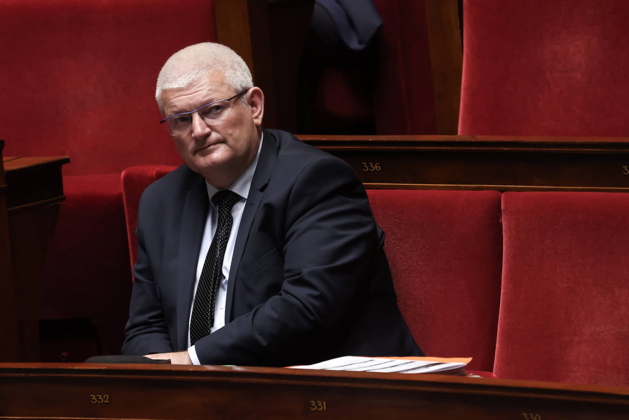 Fin de vie : le député Olivier Falorni demande un référendum après le report de l'examen des textes au Sénat