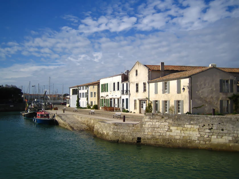 Saint-Martin-de-R&eacute;