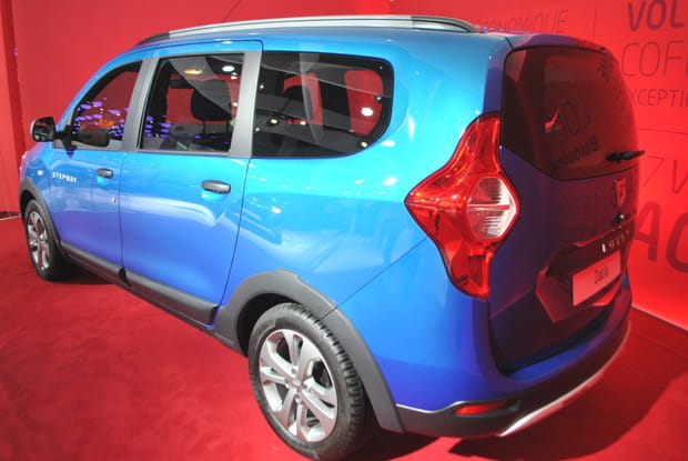 Dacia Lodgy Stepway (arrière)